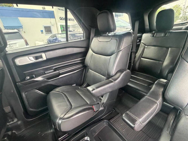 2020 Ford Explorer ST