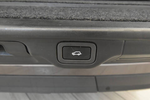 2021 Land Rover Range Rover P525 HSE Westminster Edition