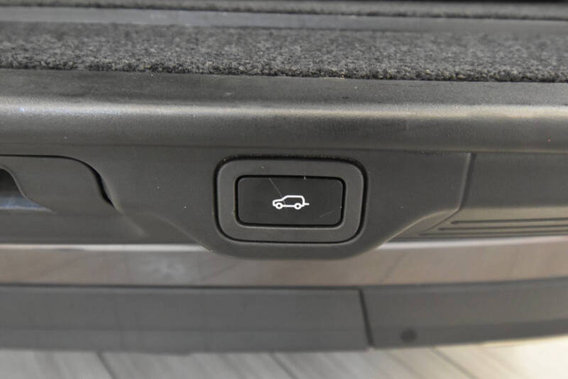 2021 Land Rover Range Rover P525 HSE Westminster Edition