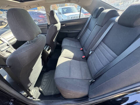 2017 Toyota Camry LE