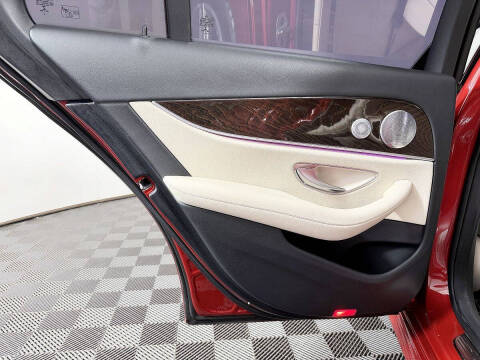 2019 Mercedes-Benz E-Class E 300
