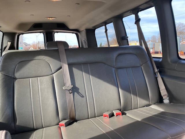 2017 Chevrolet Express LS 2500