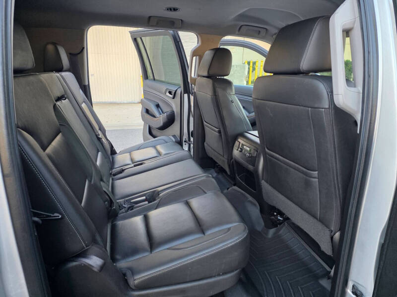 2017 Chevrolet Suburban LT