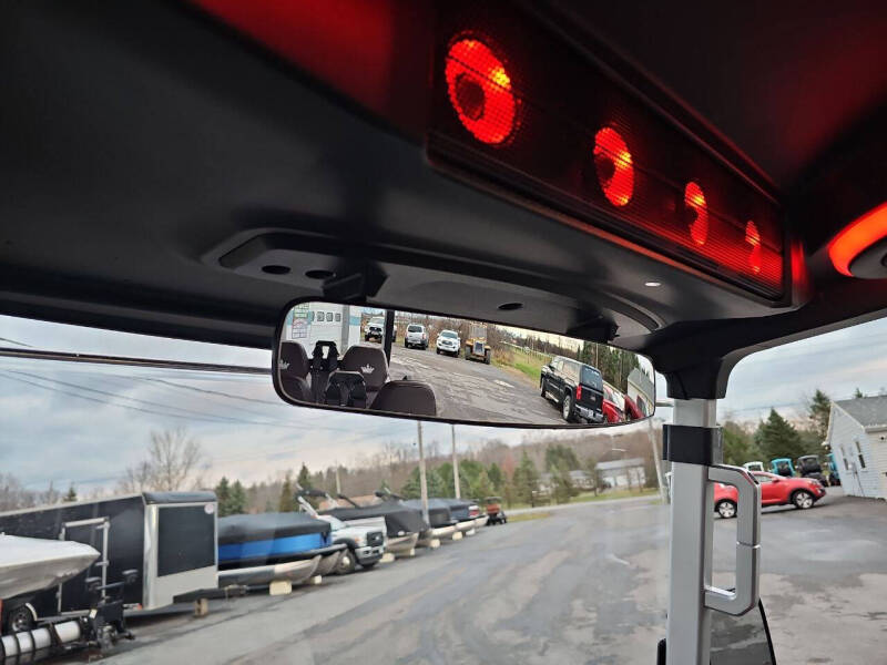 2025 Evolution D-Max 4