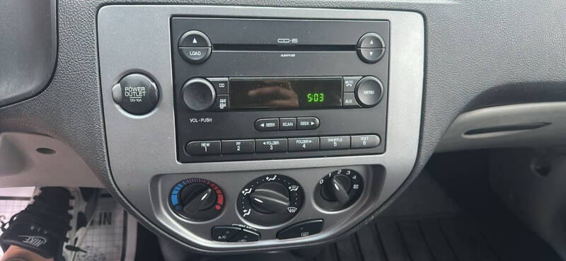 2006 Ford Focus ZX3 SES