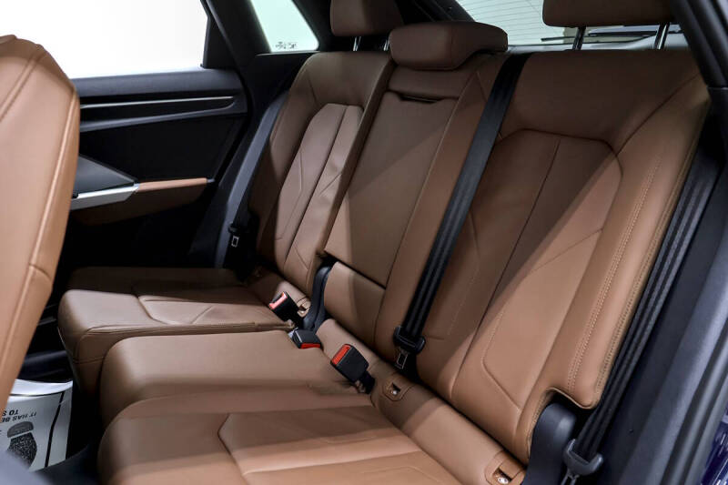 2020 Audi Q3 quattro Premium Plus 45 TFSI