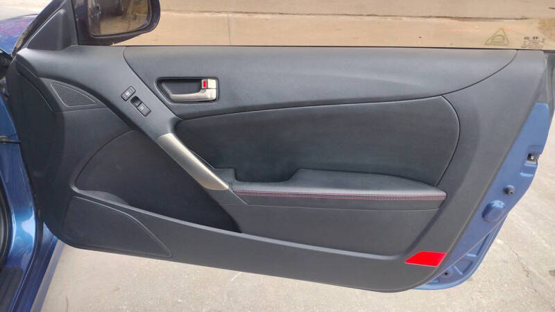 2016 Hyundai Genesis Coupe 3.8 R-Spec