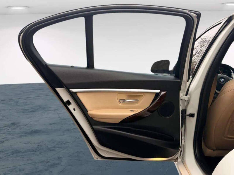 2018 BMW 3 Series 330e iPerformance