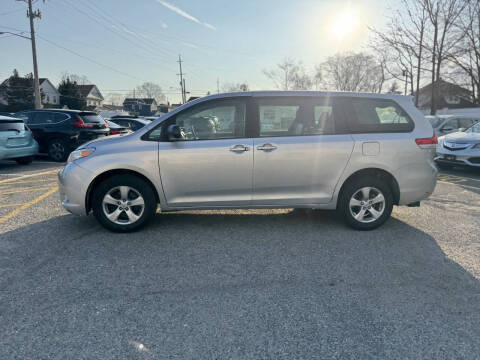2014 Toyota Sienna L 7-Passenger