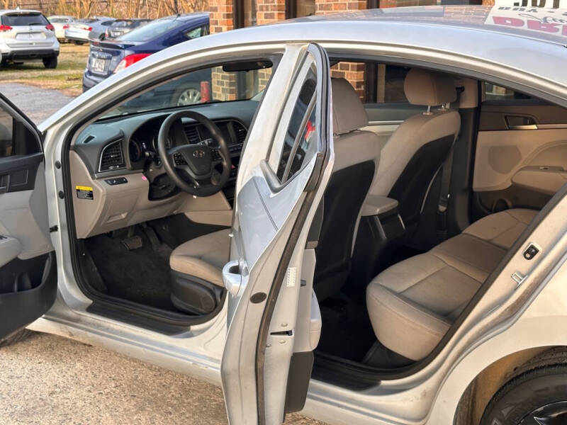 2018 Hyundai Elantra
