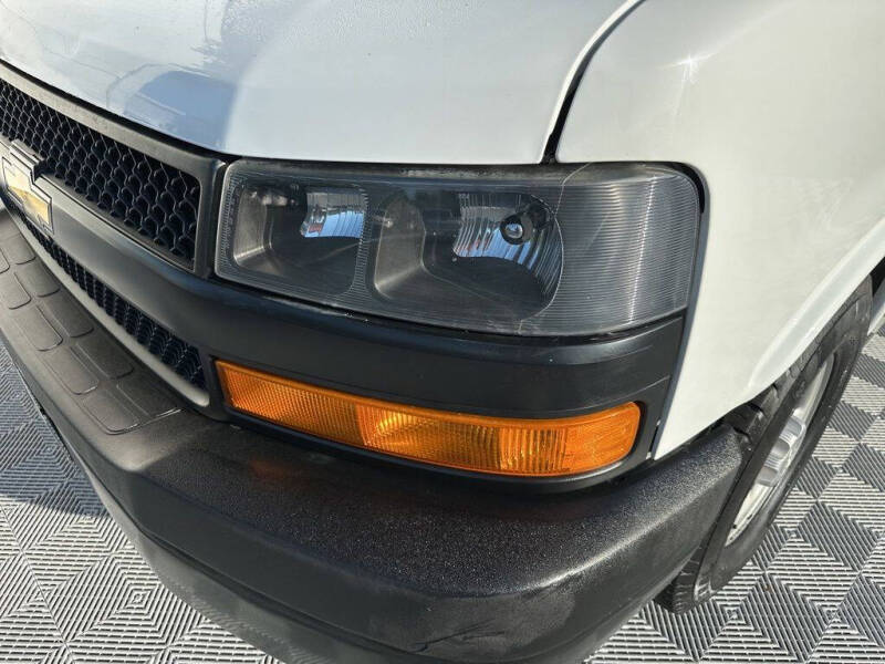 2020 Chevrolet Express 2500