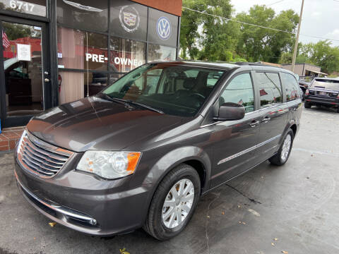 2015 Chrysler Town and Country for sale at Kings Auto Group in Tampa FL