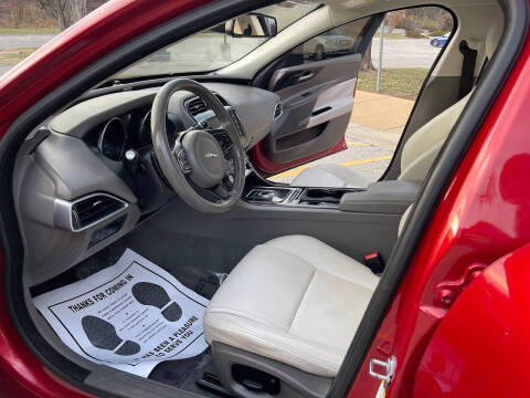 2017 Jaguar XE 35t Premium