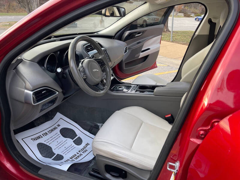 2017 Jaguar XE 35t Premium