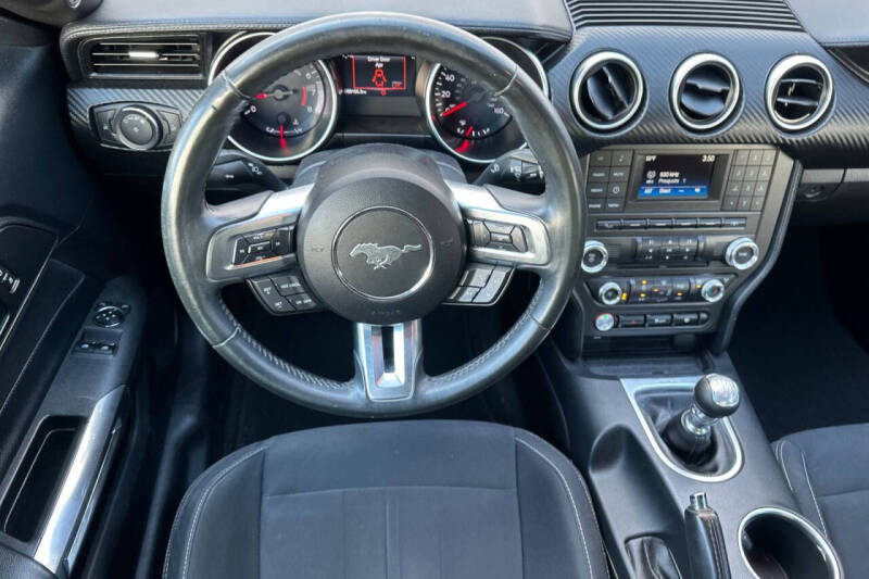 2018 Ford Mustang EcoBoost