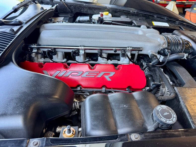 2004 Dodge Viper SRT-10