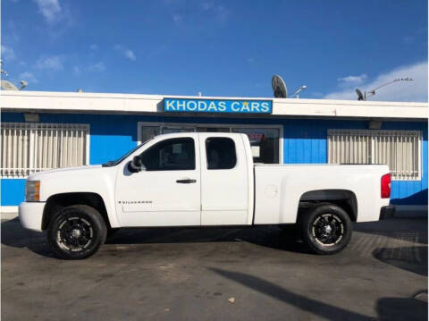 2007 Chevrolet Silverado 1500 for sale at Khodas Cars in Gilroy CA