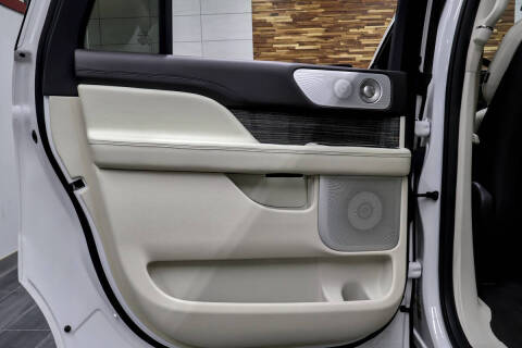 2020 Lincoln Navigator L Black Label