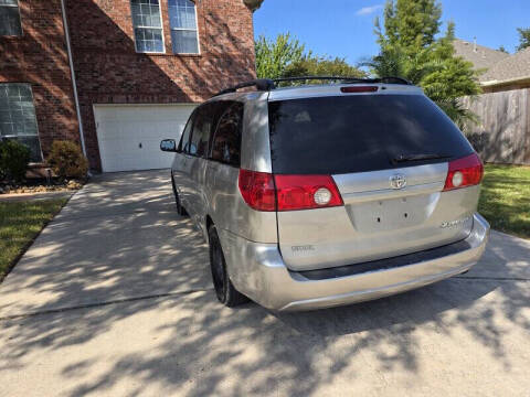 2007 Toyota Sienna LE 7-Passenger