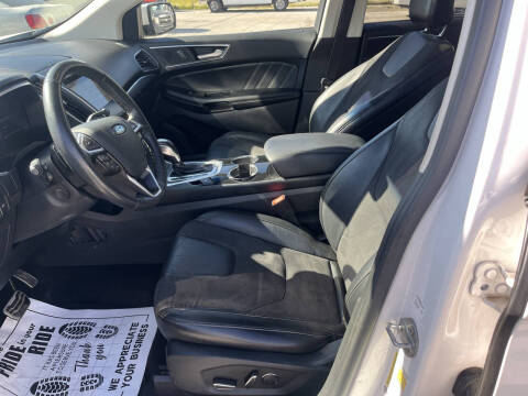 2016 Ford Edge Sport