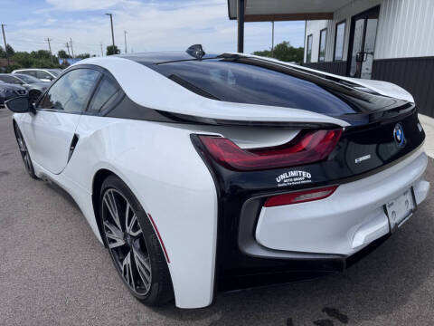 2016 BMW i8