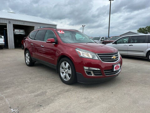 2014 Chevrolet Traverse for sale at UNITED AUTO INC in South Sioux City NE