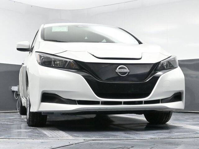 2023 Nissan LEAF S
