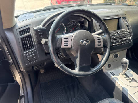 2004 Infiniti FX45