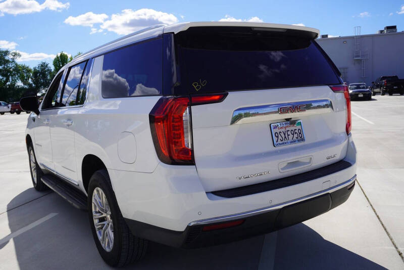 2021 GMC Yukon XL SLT