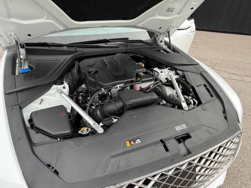 2023 Genesis G80
