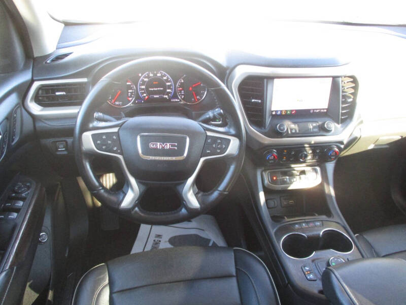 2020 GMC Acadia Denali