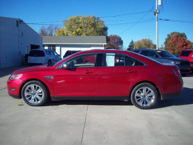 Used 2011 Ford Taurus Limited with VIN 1FAHP2FW8BG140903 for sale in Seneca, KS