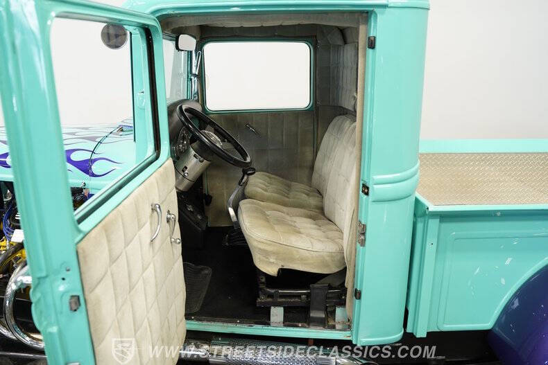 1932 Ford F-100