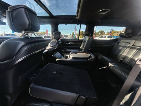 2022 Jeep Grand Wagoneer Series II