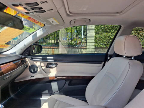 2012 BMW 3 Series 328i