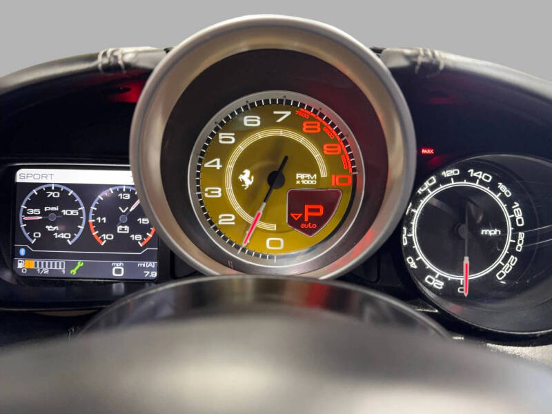 2016 Ferrari California T