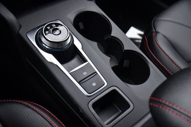 2026 Ford Escape ST-Line Elite