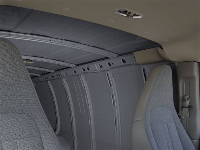 2025 Chevrolet Express 3500