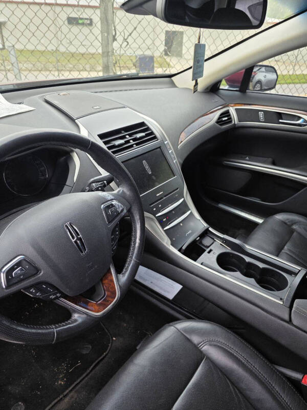 2013 Lincoln MKZ