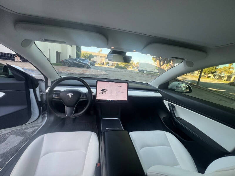 2021 Tesla Model 3 Standard Range Plus