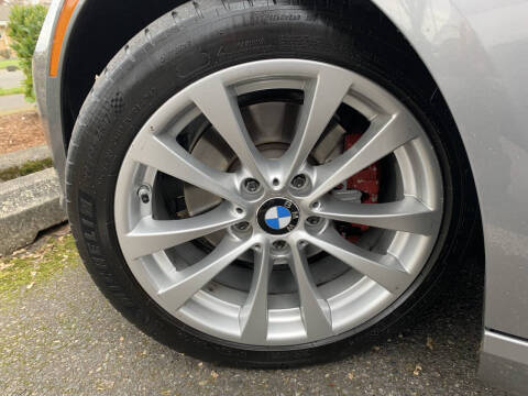 2012 BMW 3 Series 328i