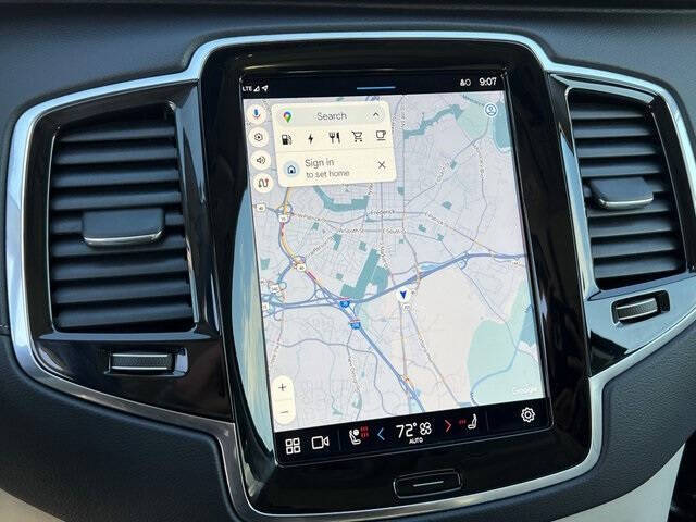 2023 Volvo XC90 Recharge T8 Ultimate Bright Theme 6P