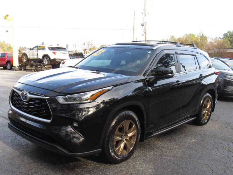 2023 Toyota Highlander Hybrid Bronze Edition