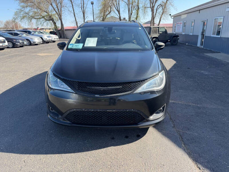 2020 Chrysler Pacifica Limited