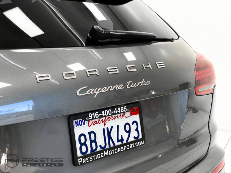 2017 Porsche Cayenne Turbo