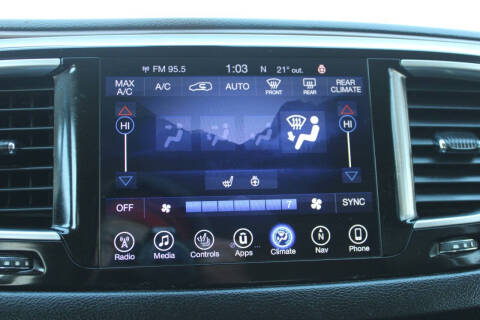 2017 Chrysler Pacifica Touring-L Plus