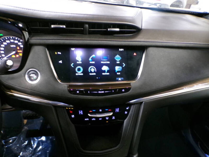 2017 Cadillac XT5 Platinum