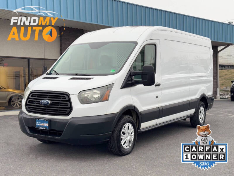 2015 Ford Transit Base's photo