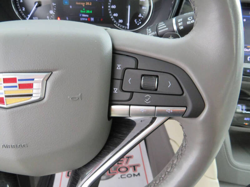 2020 Cadillac XT6 Premium Luxury