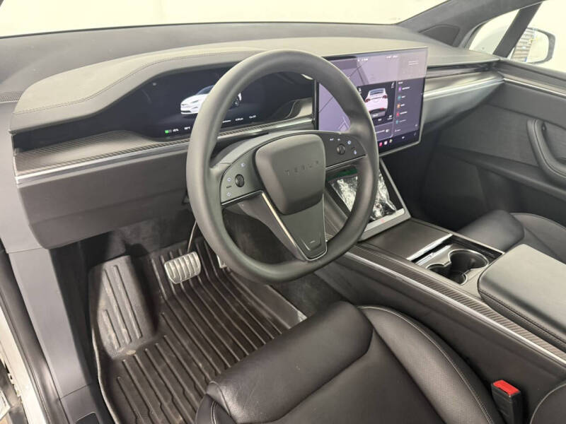 2022 Tesla Model X Plaid